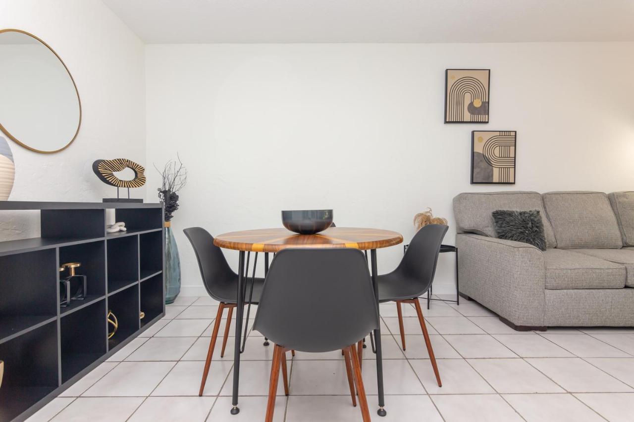 One Bedroom Apartment - With Parking & Balcony - Heart Of Wynwood Μαϊάμι Εξωτερικό φωτογραφία